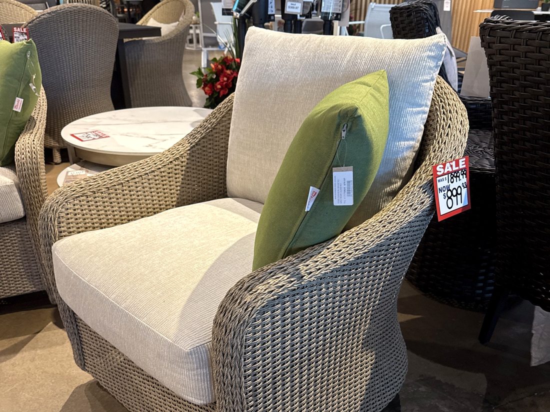Fresno Swivel chair