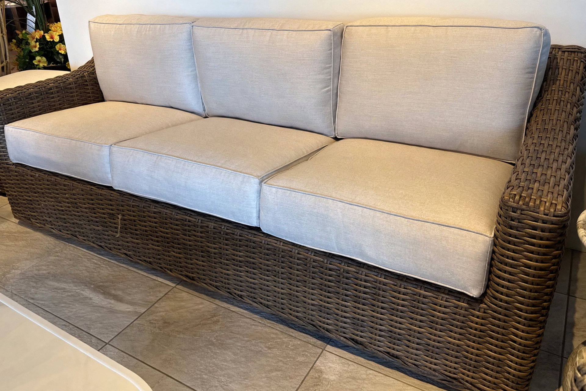 Miramar sofa